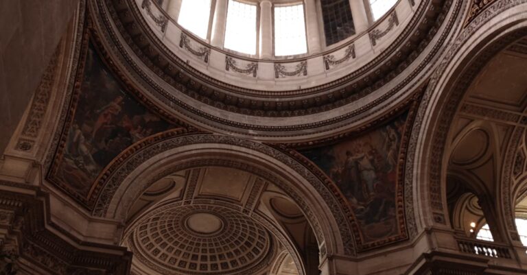 French-parliament-building