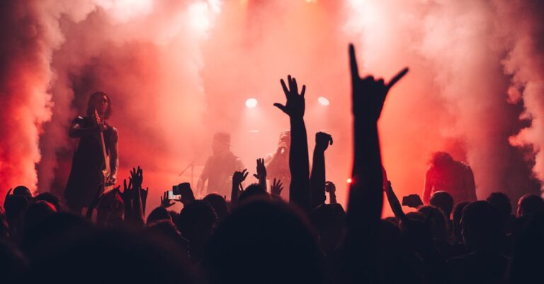 illegal-rave-party